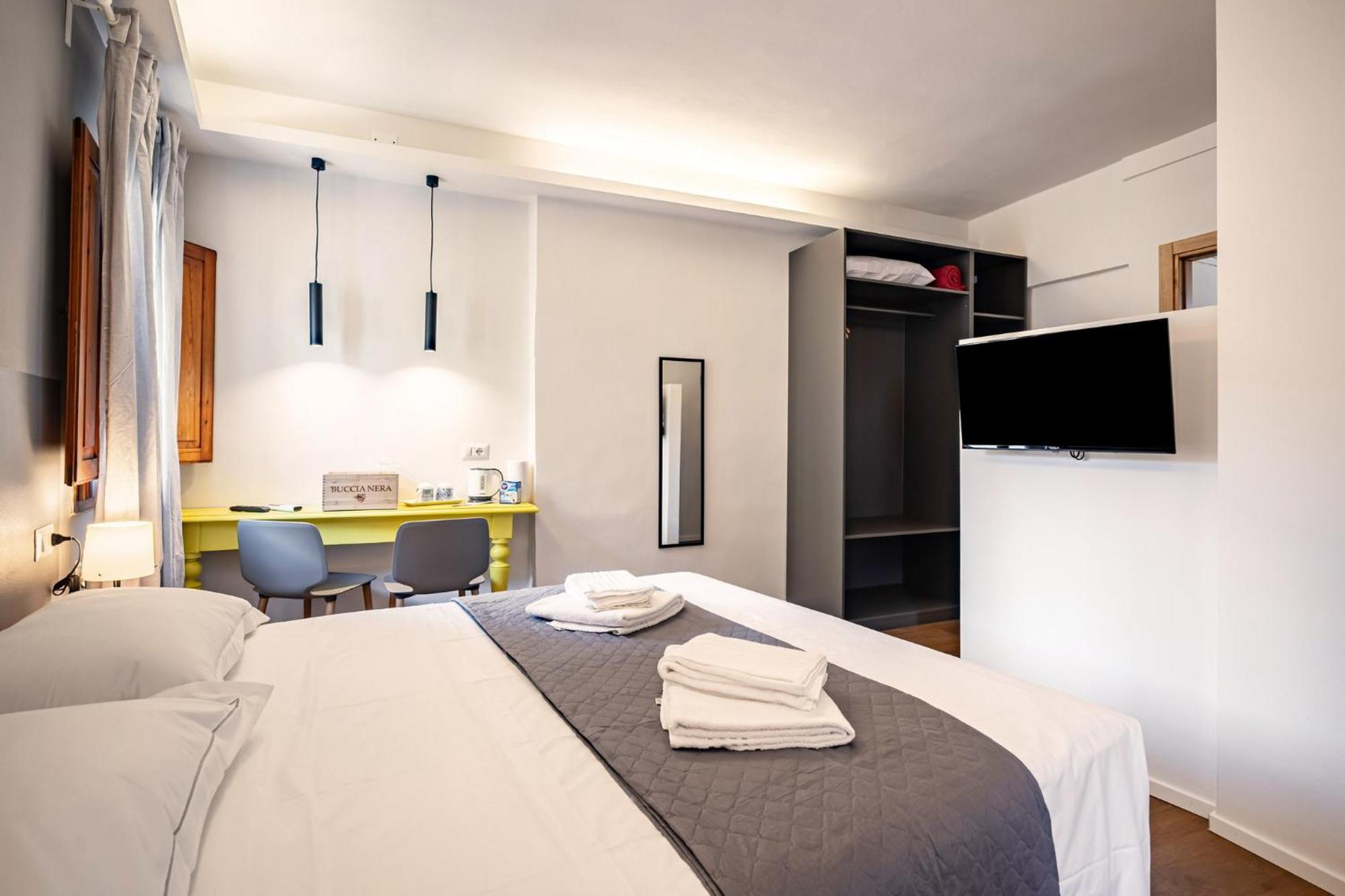 Pisana 236 Suites Florence Ngoại thất bức ảnh